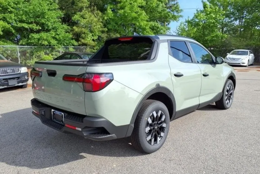 2025 Hyundai Santa Cruz SEL photo 1