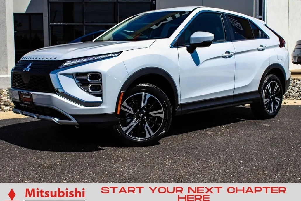 2025 Mitsubishi Eclipse Cross SE photo 1