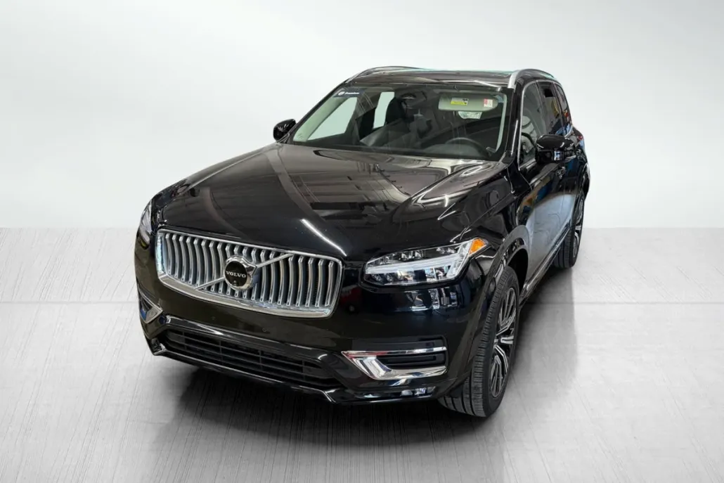 2024 Volvo XC90 Plus photo 1