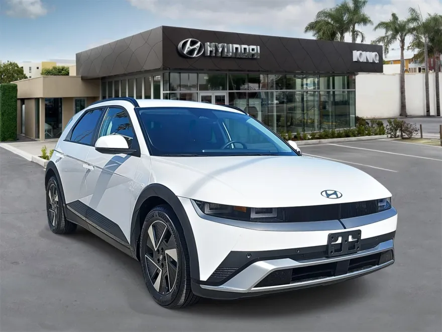 2025 Hyundai Ioniq 5 SEL photo 1