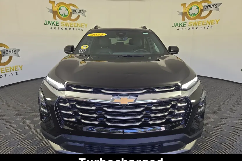 2025 Chevrolet Equinox LT photo 1