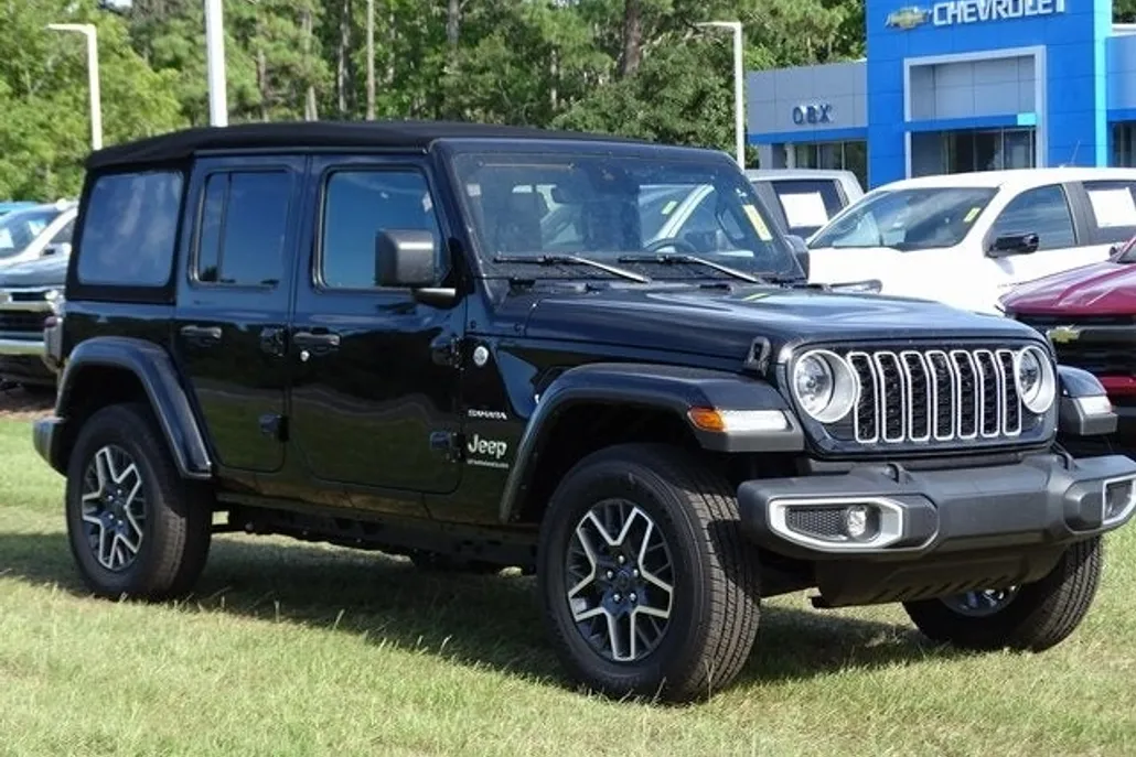 2024 Jeep Wrangler Sahara photo 1