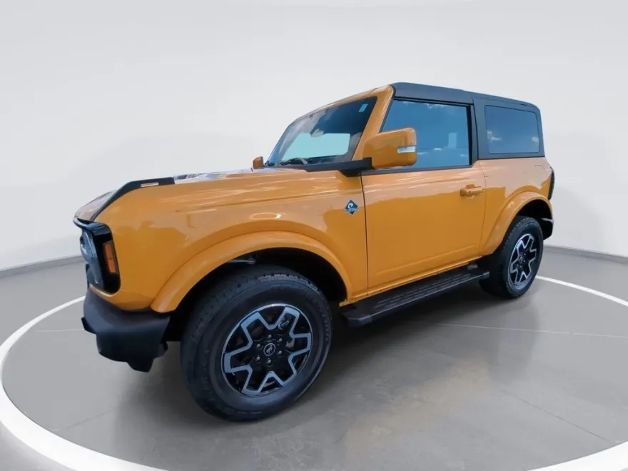 2022 Ford Bronco Base Big Bend Black Diamond Outer Banks Badlands Wildtrak photo 1