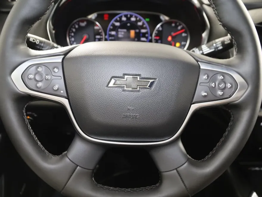 2023 Chevrolet Traverse Premier photo 1