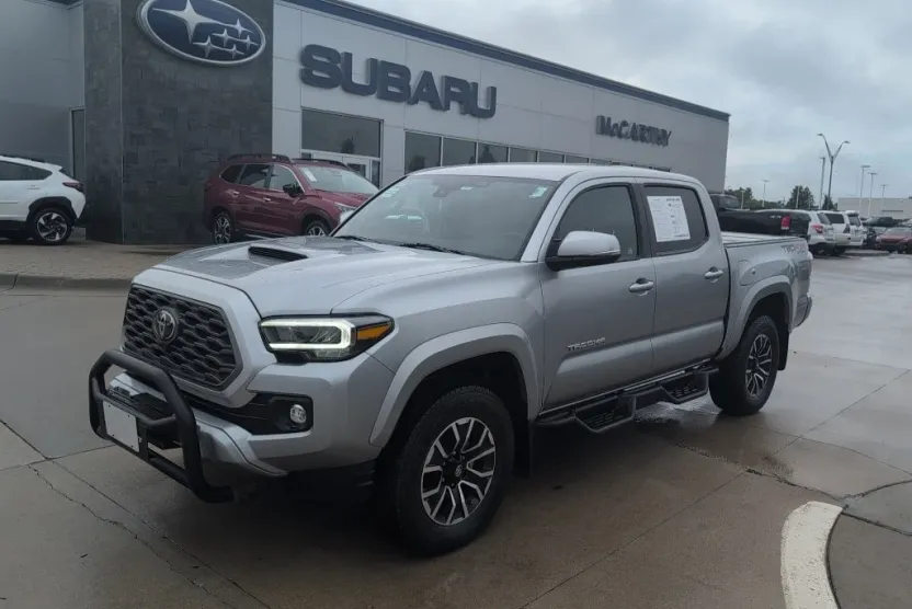 2023 Toyota Tacoma TRD Sport V6 photo 1