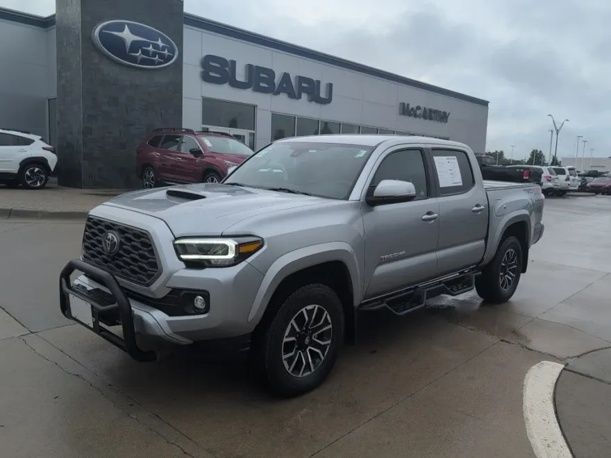 2023 Toyota Tacoma TRD Sport V6 photo 1