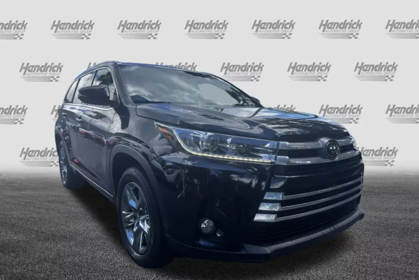 2018 Toyota Highlander Limited Platinum photo 1