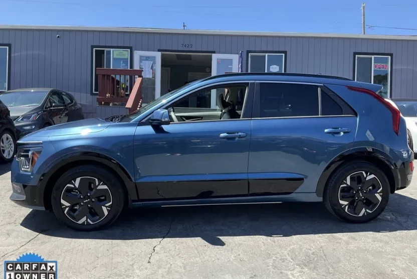 2023 Kia Niro EV Wind photo 1