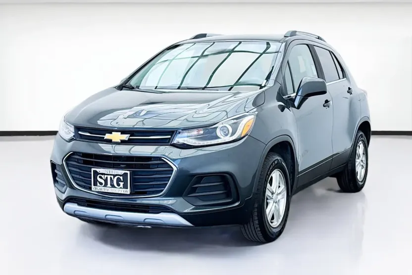 2020 Chevrolet Trax LT photo 1