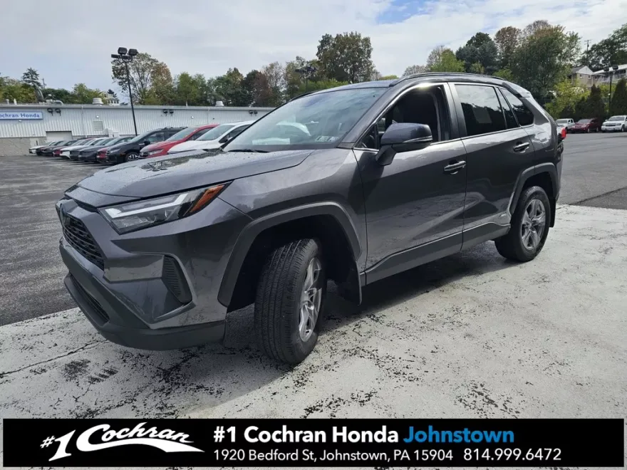 2022 Toyota RAV4 Hybrid XLE photo 1
