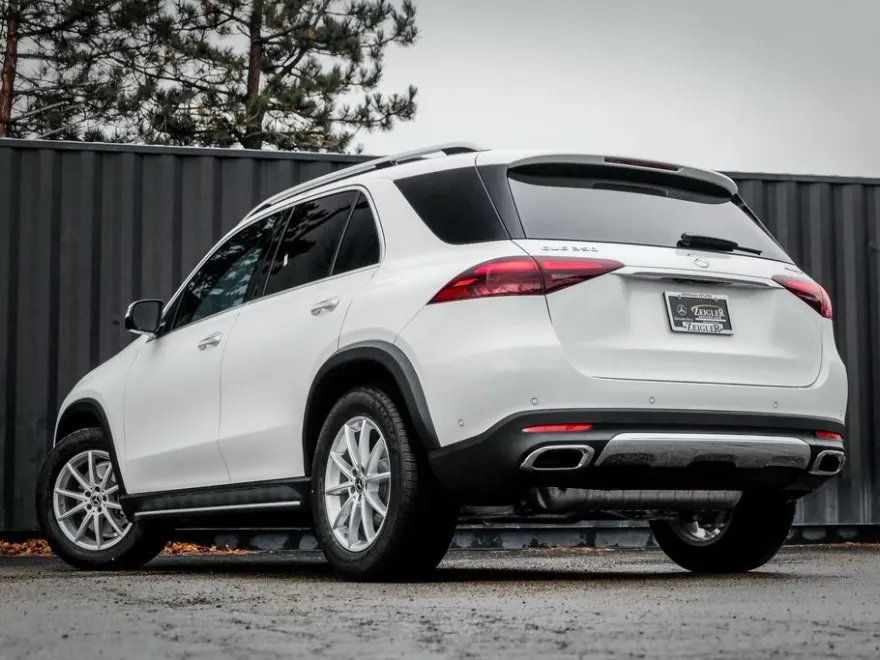 2025 Mercedes Benz GLE 350 4MATIC photo 1