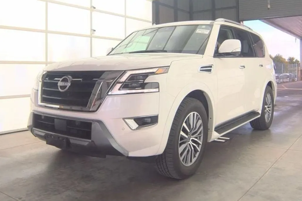 2024 Nissan Armada SL photo 1