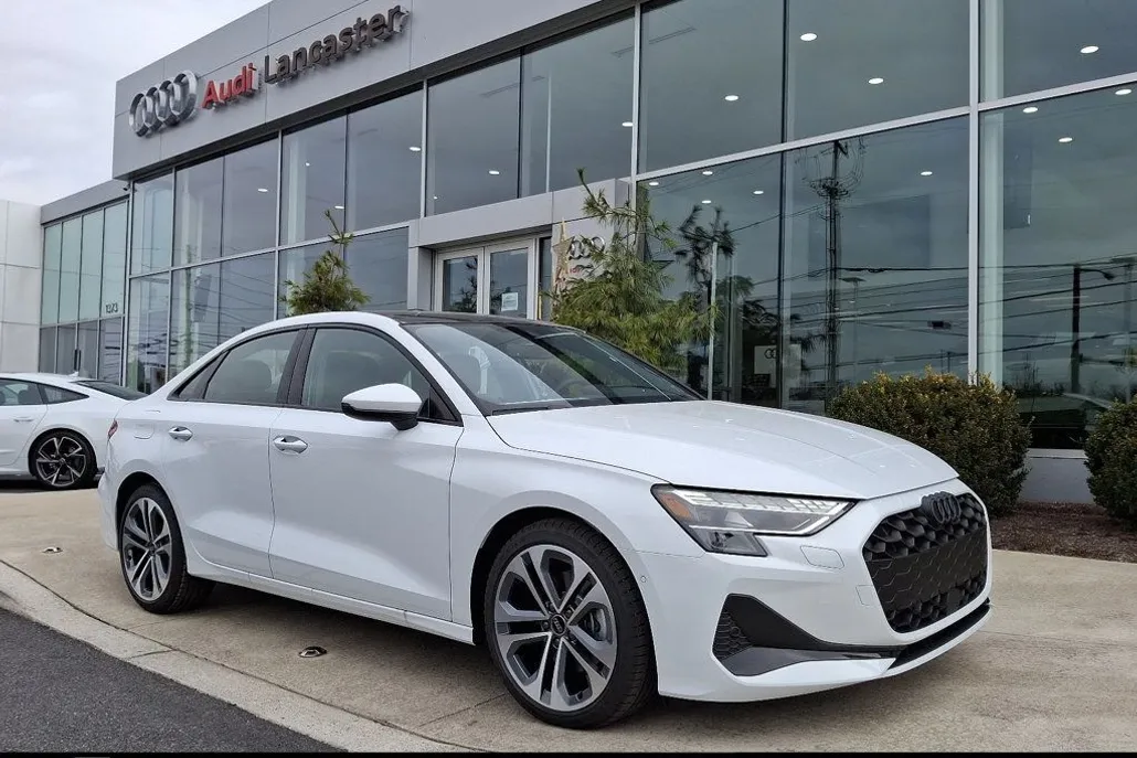 2025 Audi A3 2.0T Premium photo 1