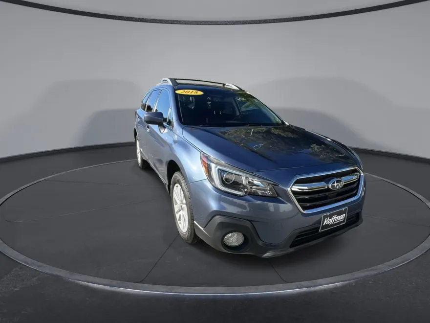 2018 Subaru Outback 2.5i Premium photo 1