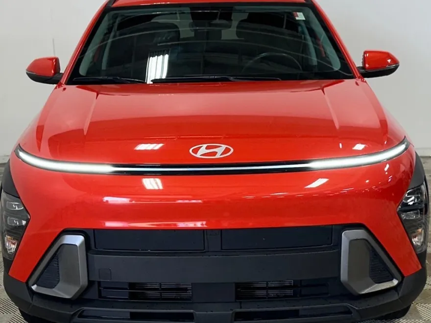 2024 Hyundai Kona SEL photo 1