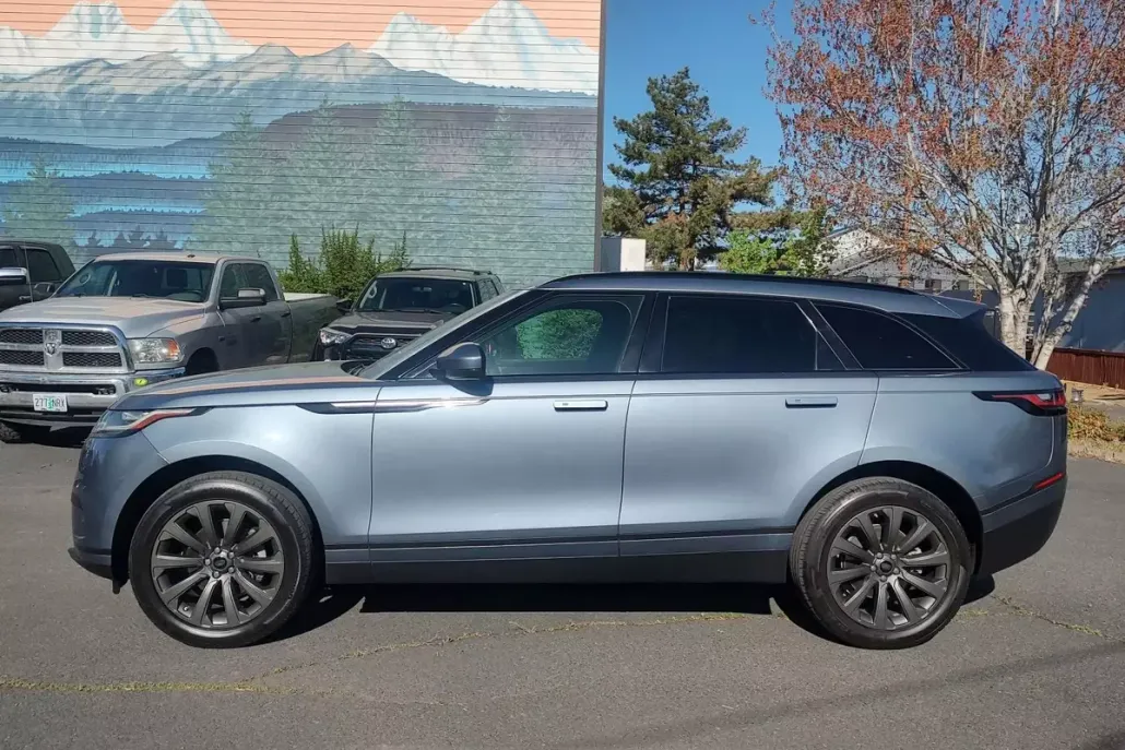 2019 Land Rover Range Rover Velar S photo 1