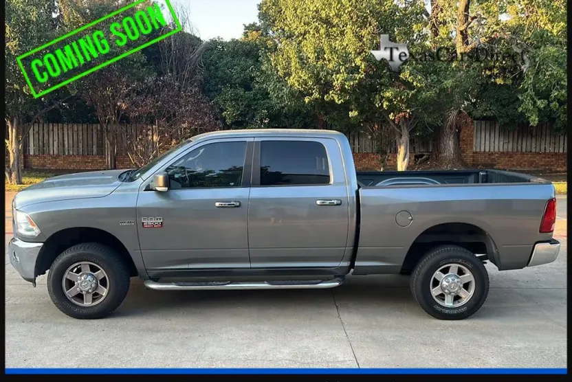 2010 Dodge Ram SLT photo 1