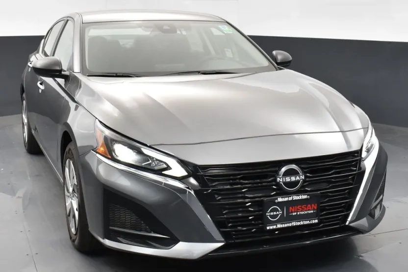 2025 Nissan Altima 2.5 S photo 1