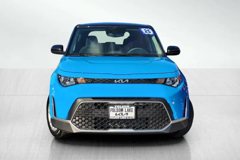 2025 Kia Soul S photo 1