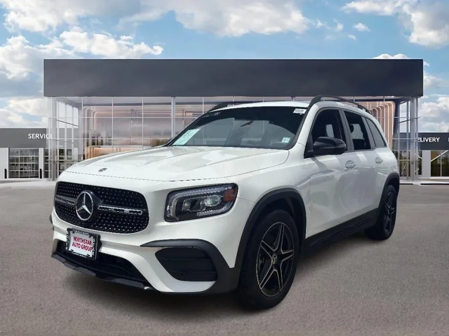 2023 Mercedes Benz GLB 250 4MATIC photo 1