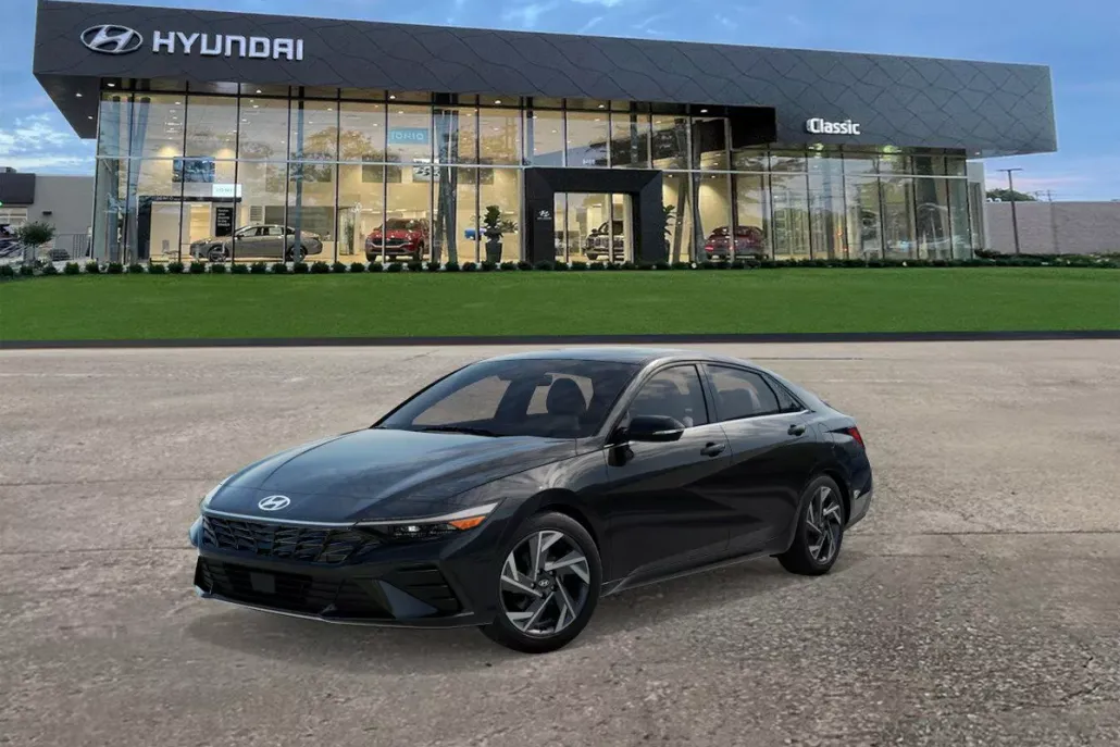 2025 Hyundai Elantra Limited photo 1