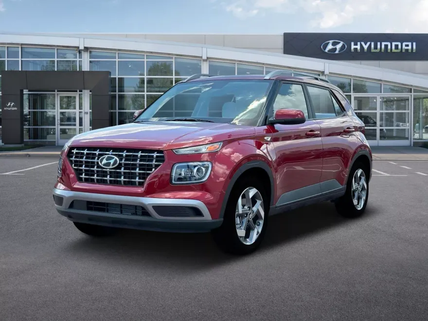 2025 Hyundai Venue Limited photo 1