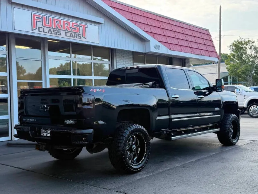 2019 Chevrolet Silverado 2500HD High Country photo 1