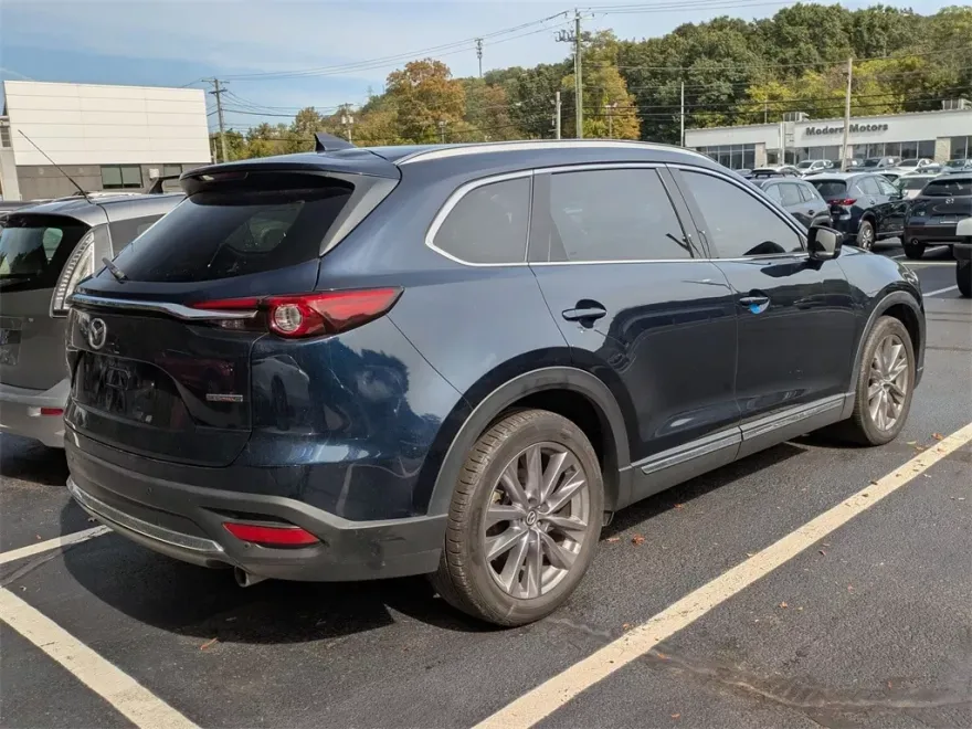 2022 Mazda CX-9 Grand Touring photo 1