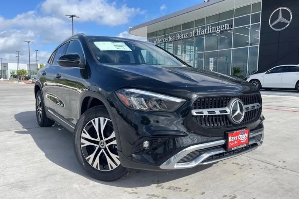 2025 Mercedes Benz GLA 250 photo 1