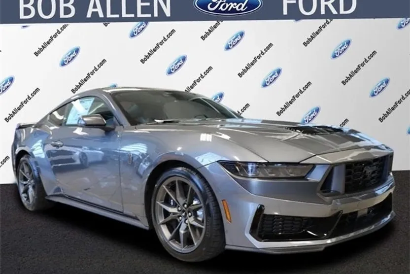 2025 Ford Mustang Dark Horse Premium photo 1