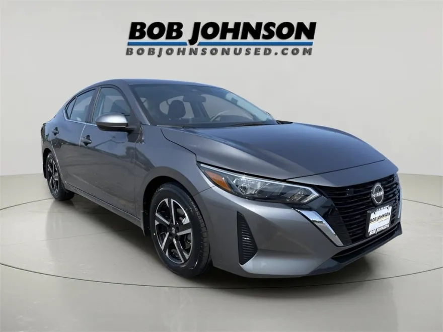 2024 Nissan Sentra SV photo 1