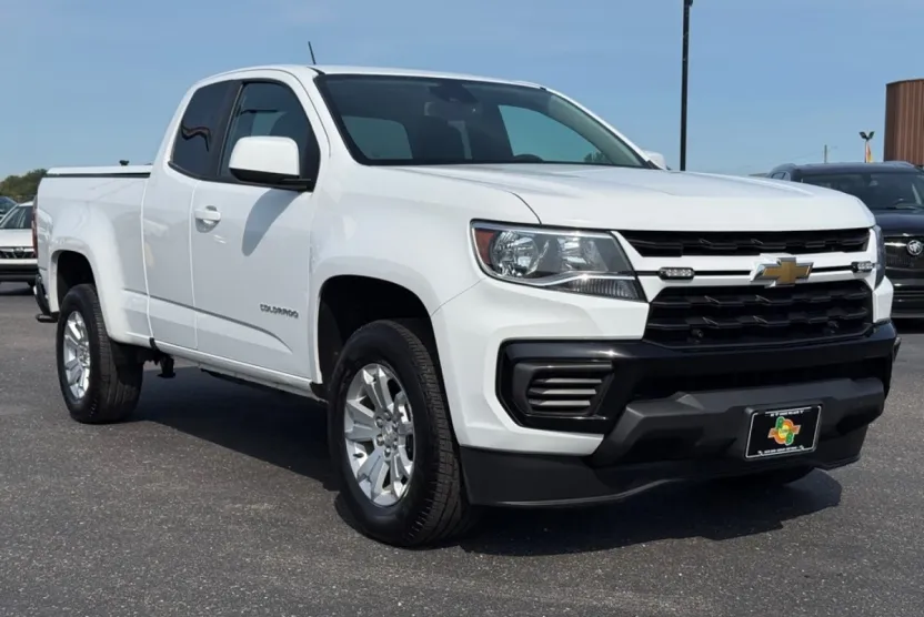 2022 Chevrolet Colorado LT photo 1