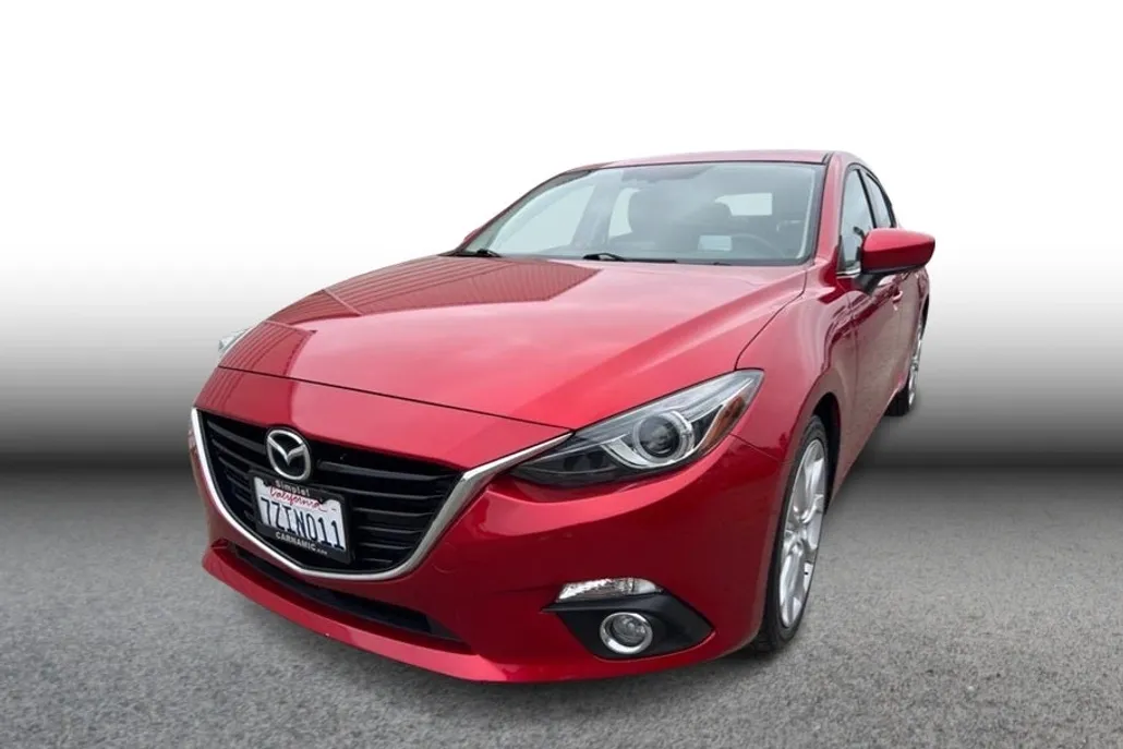 2015 Mazda Mazda3 s Grand Touring Hatchback photo 1