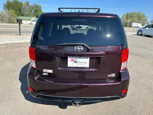 2015 Scion xB Base photo 4