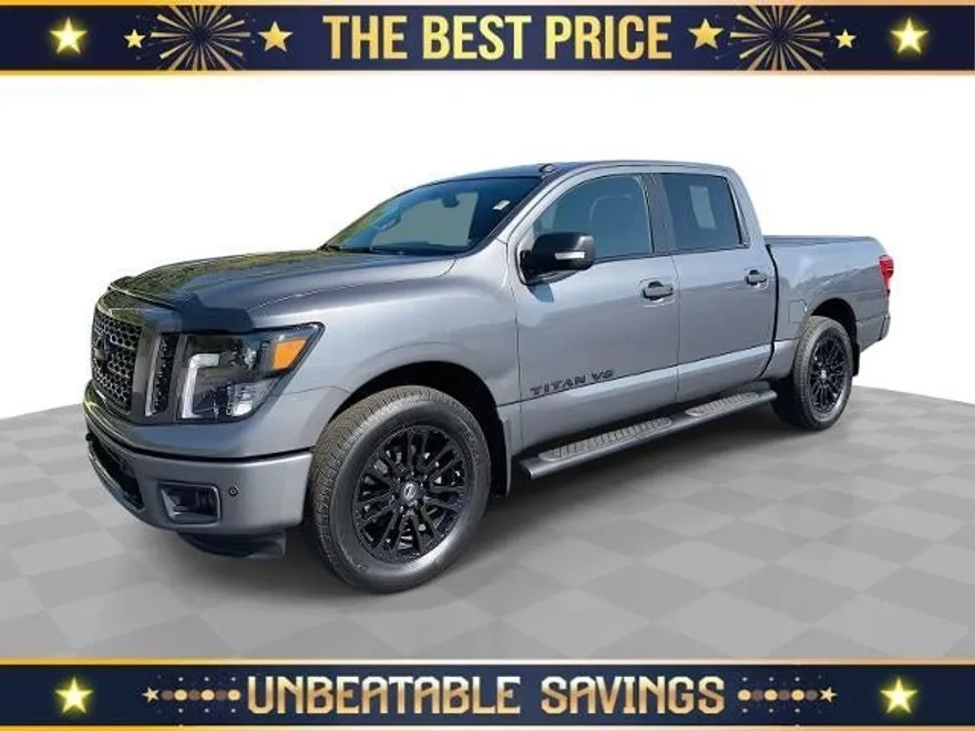 2019 Nissan Titan Crew Cab SV photo 1