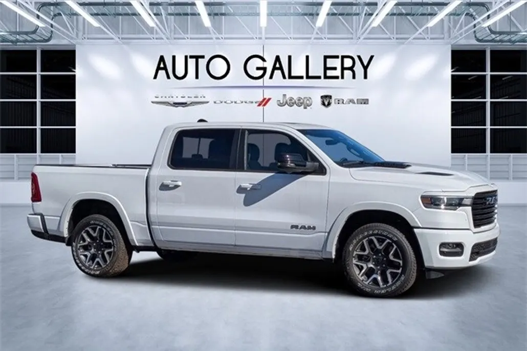 2025 Ram 1500 Laramie photo 1