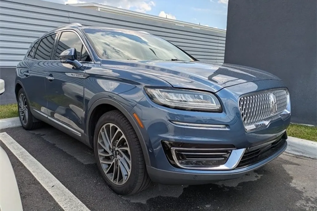 2019 Lincoln Nautilus Reserve photo 1