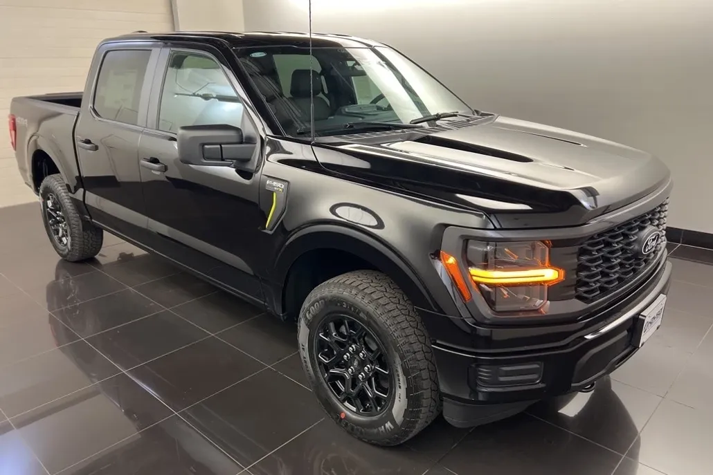 2025 Ford F-150 STX photo 1
