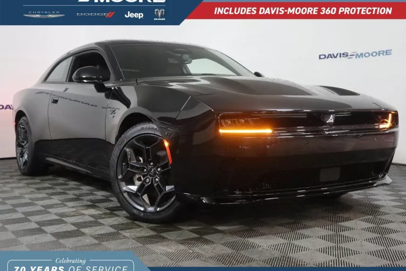 2025 Dodge Charger R/T photo 1