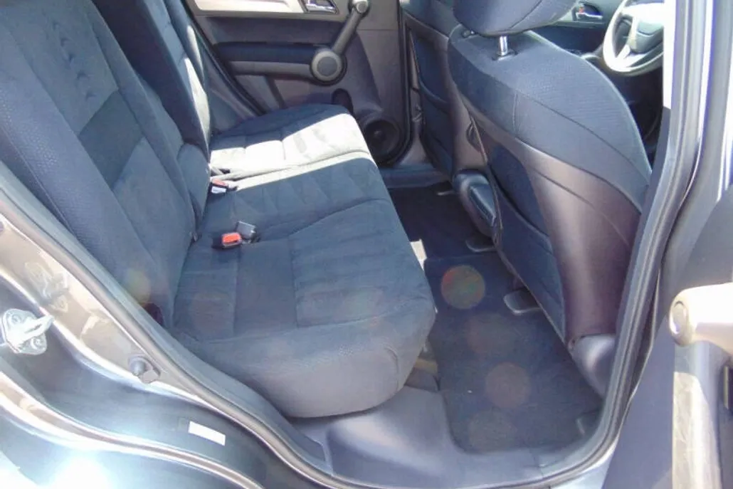 2011 Honda CR-V SE photo 1