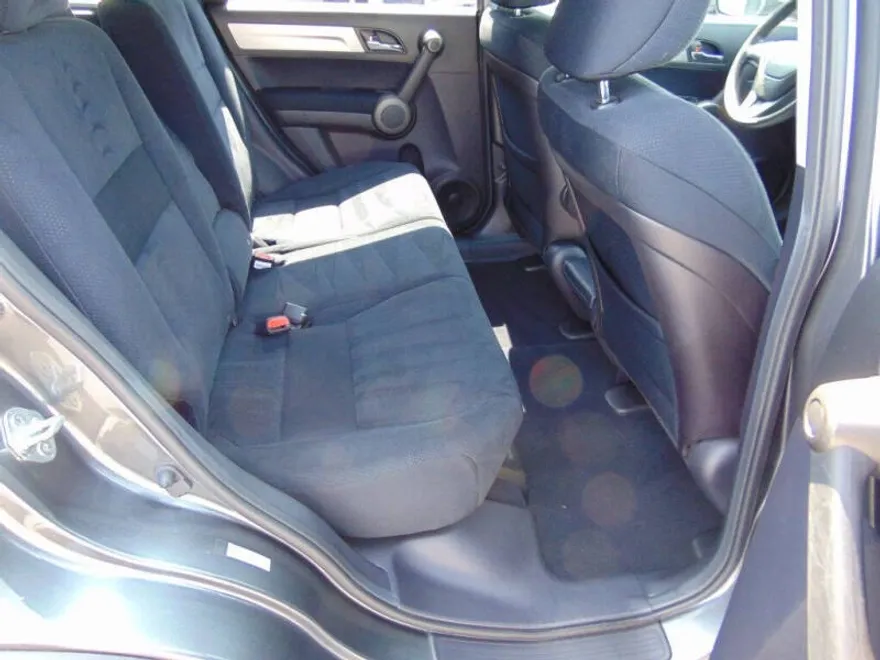 2011 Honda CR-V SE photo 1