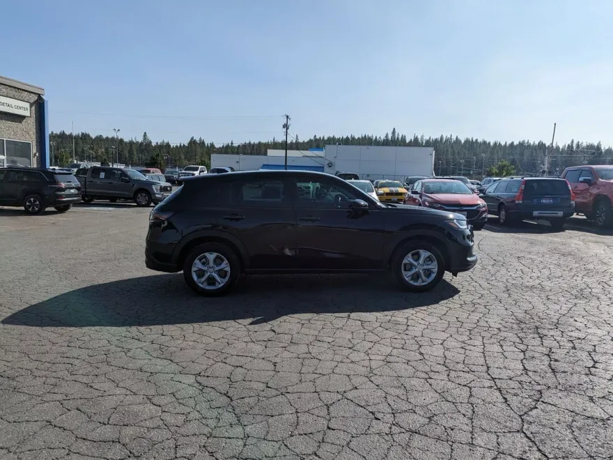 2025 Honda HR-V LX photo 1