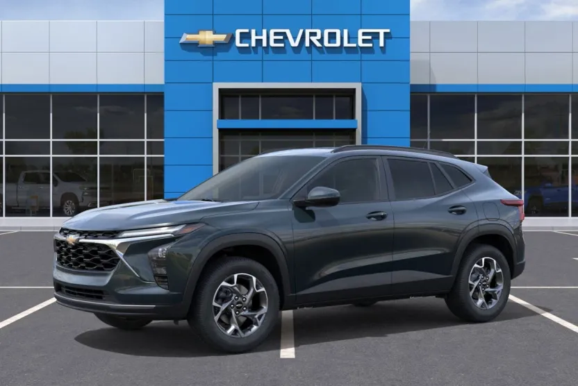2026 Chevrolet Trax LT photo 1