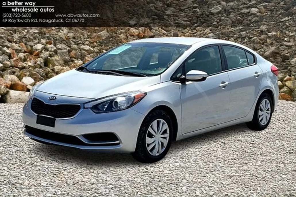 2016 Kia Forte LX photo 1