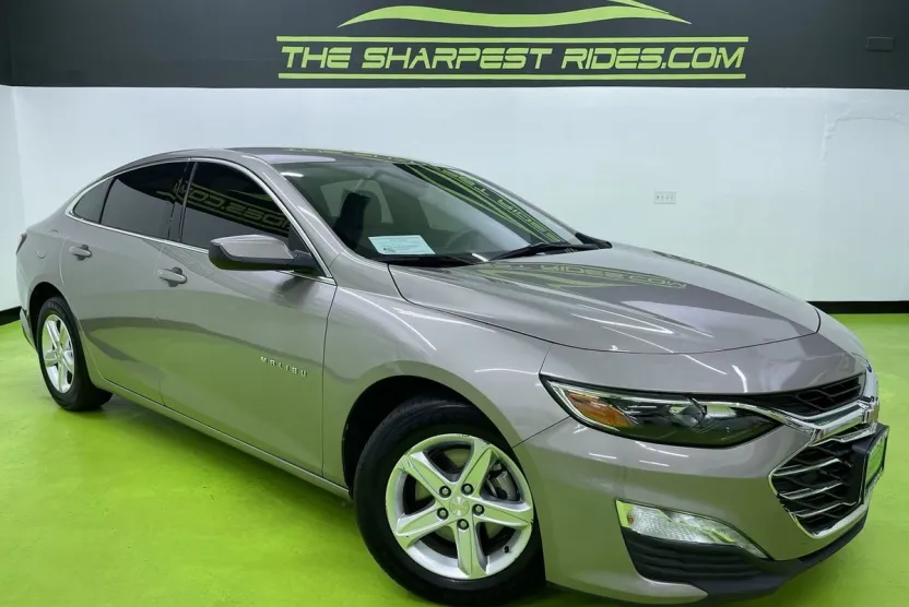 2022 Chevrolet Malibu 1LT photo 1