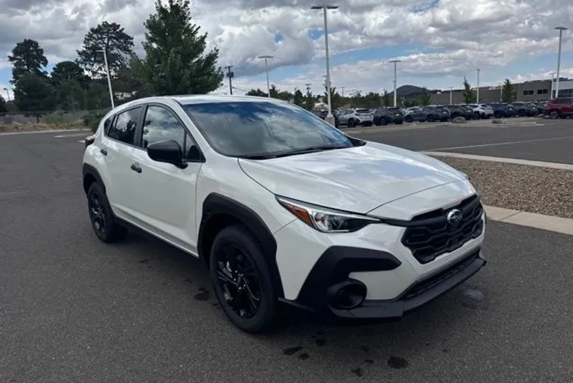 2025 Subaru Crosstrek Base photo 1
