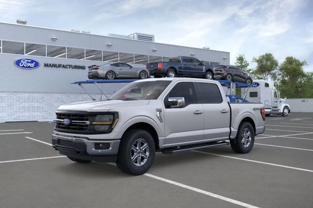 2025 Ford F-150 XLT photo 1