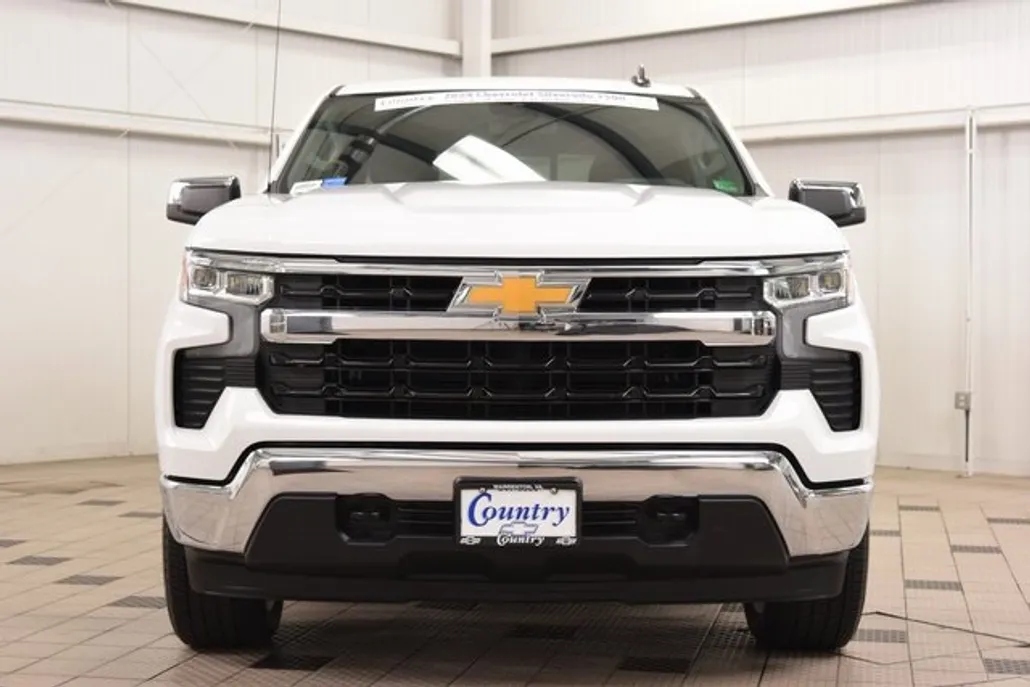 2024 Chevrolet Silverado 1500 LT photo 1