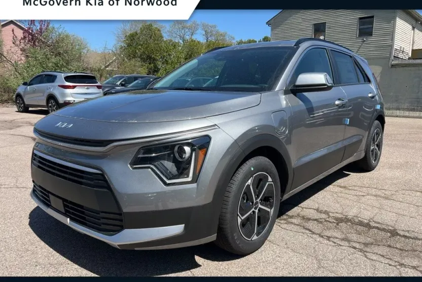 2025 Kia Niro Plug-In Hybrid EX photo 1