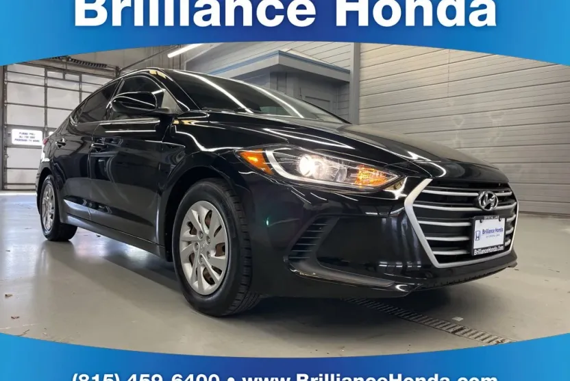2018 Hyundai Elantra SE photo 1